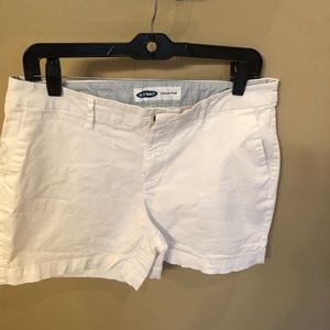 Old Navy White Shorts size 8